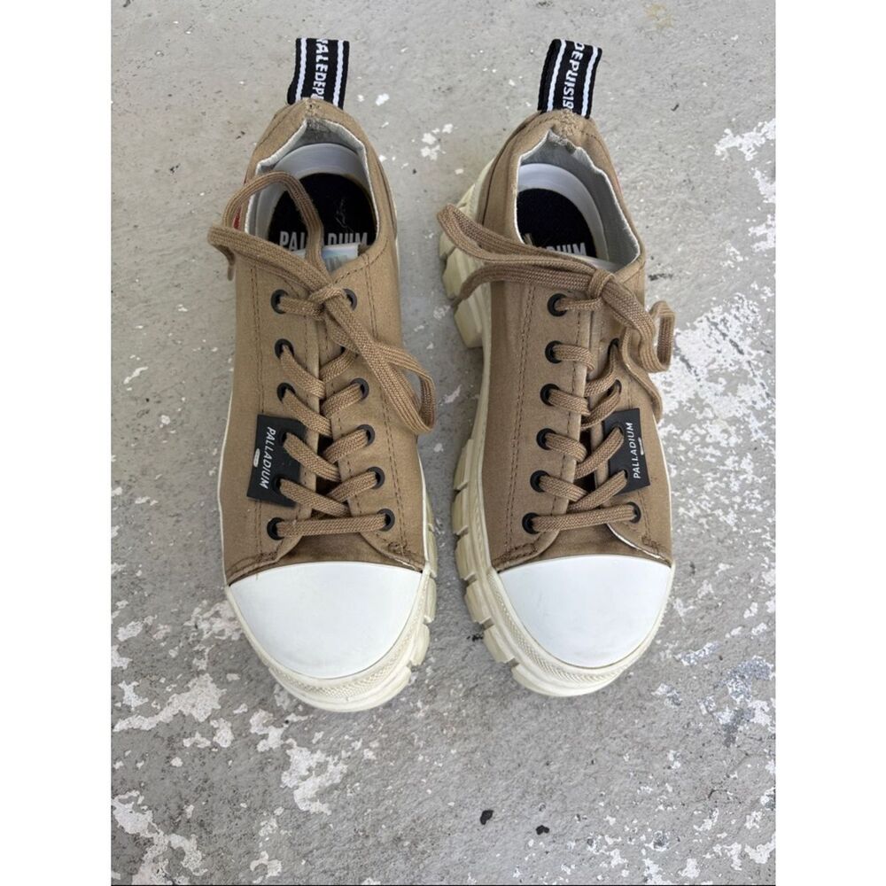 Palladium revolt low TX platform sneakers